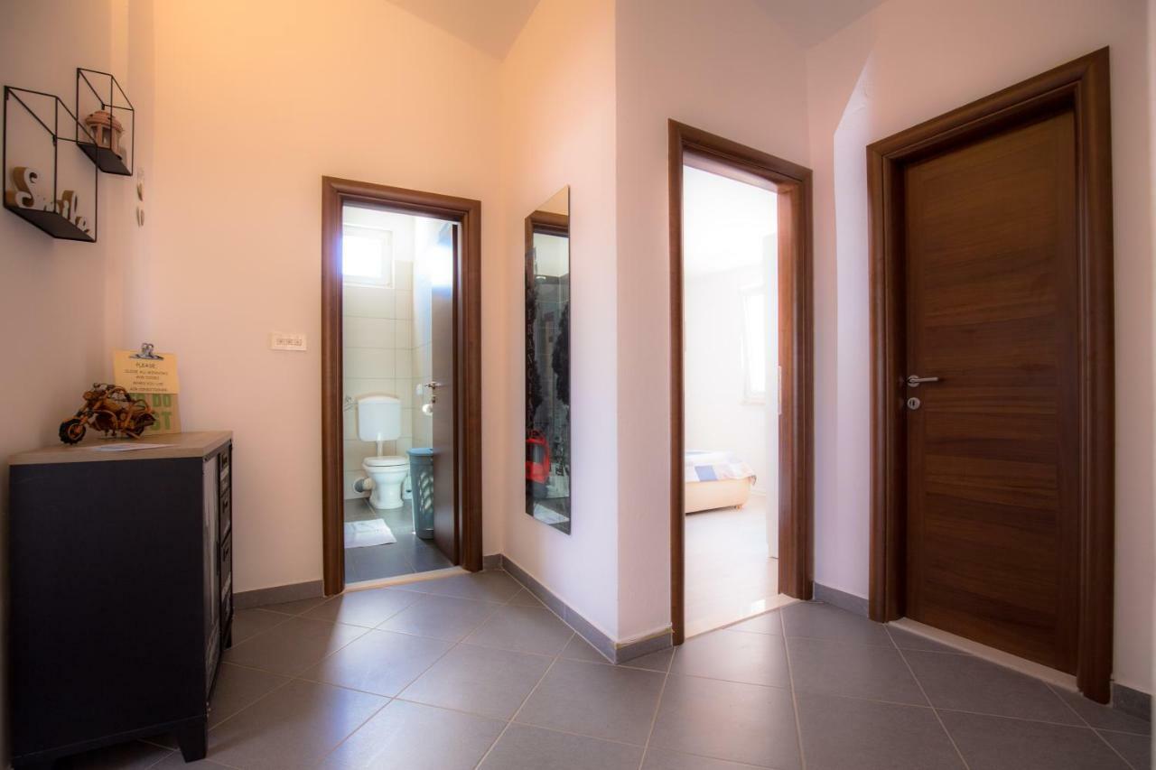 Apartman Marko Primošten Exterior foto