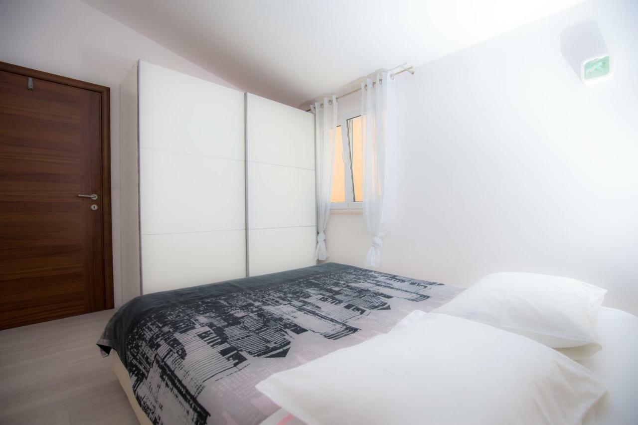 Apartman Marko Primošten Exterior foto